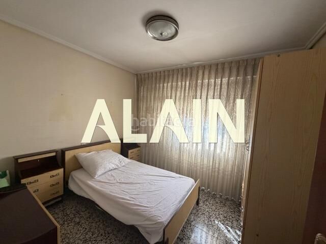 Piso vivienda junto a la playa en avenida del puerto en Valencia - Imagen 18