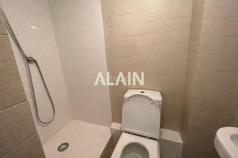 Piso increíble piso en el corazón , ideal tanto para vivir como invertir en Valencia - Imagen 23