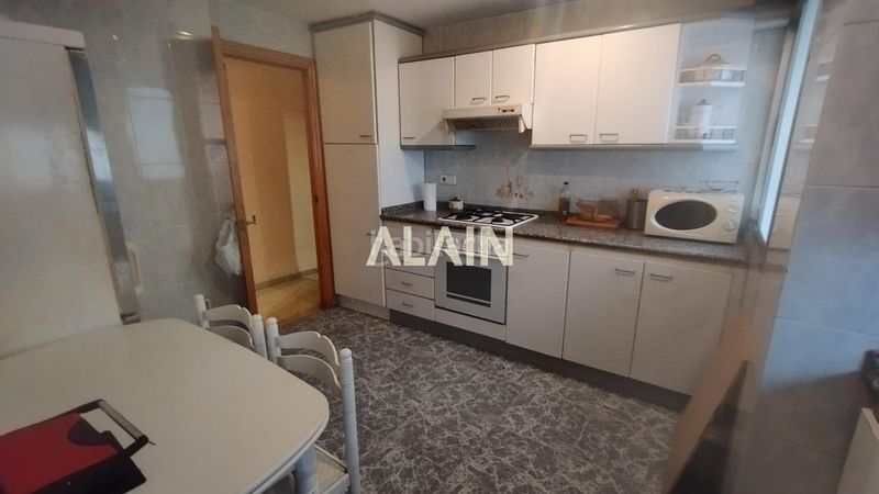 Piso en venta en la Torrefiel en Torrefiel Valencia - Imagen 3