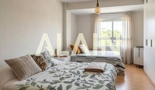 Pis a Malilla. Increíble piso amplio y luminoso en una de las mejores zonas de