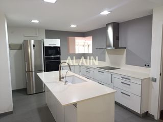 Rent Flat in Jaume Roig. Piso en alquiler junto al colegio alemán