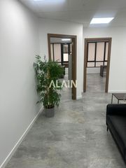Location Bureau à Sant Francesc. Oficinas en alquiler en el centro de valencia a estrenar