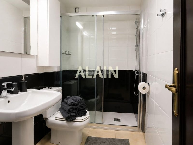 Foto 088131eb-3e6e-4424-bbf0-3a878a7b33cd. Casa amb calefacció a El Cabanyal-El Canyamelar Valencia