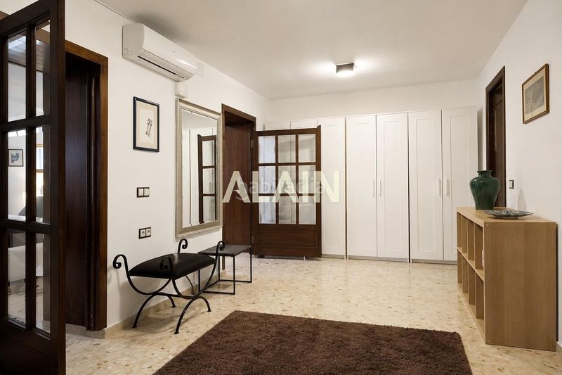 Foto fac629a7-8d73-4b41-85cb-a4dff25508a4. Casa amb calefacció a El Cabanyal-El Canyamelar Valencia