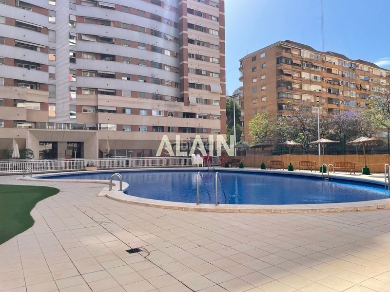 Foto 33acdfba-c174-4e34-af8a-bd91b5c3a5bc. Pis amb calefacció piscina a Ciutat de les Ciències i de les Arts - Justicia Valencia