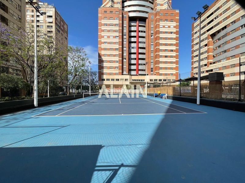 Foto 49fd6bfd-4bc6-4bd9-8bed-35bb36cedf9a. Pis amb calefacció piscina a Ciutat de les Ciències i de les Arts - Justicia Valencia