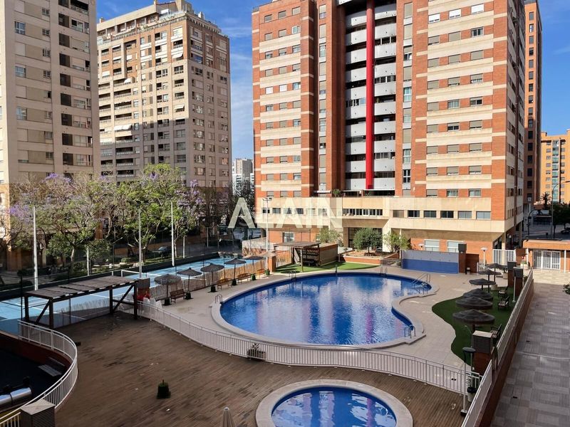 Foto d1f67bd9-eacb-408d-b6b6-12bf0cc7c809. Pis amb calefacció piscina a Ciutat de les Ciències i de les Arts - Justicia Valencia