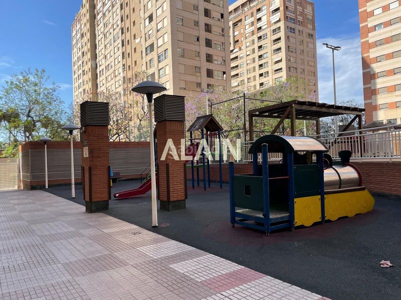 Foto e72c1770-1578-471e-adad-559f72dd8a9d. Pis amb calefacció piscina a Ciutat de les Ciències i de les Arts - Justicia Valencia