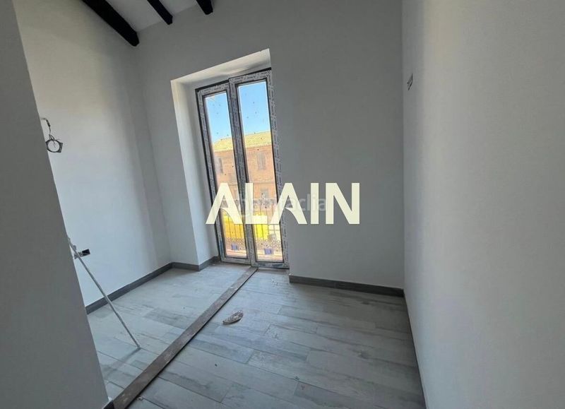 Foto 05dad7ad-9569-4b59-bb5b-48cd95c07c80. Edifici a La Torre Valencia