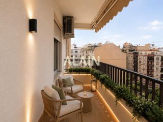 Pis a Nou Moles. Piso en venta en avenida del cid de valencia  dos pisos en uno s