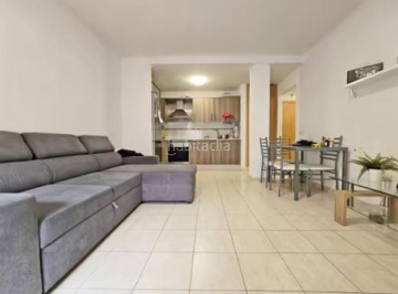 Foto 97f7fa7b-e556-4fed-9b8e-422b5ab9b111. Apartament a calle leonardo 12 a Buzanada Arona