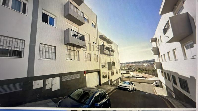 Foto c040d0e5-40ef-41a4-b9e4-35638e823870. Apartament a calle leonardo 12 a Buzanada Arona