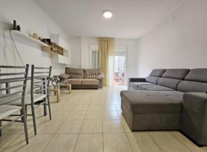 Foto c2fe7a39-f2d2-4f91-ac6c-e077d3b86948. Apartament a calle leonardo 12 a Buzanada Arona