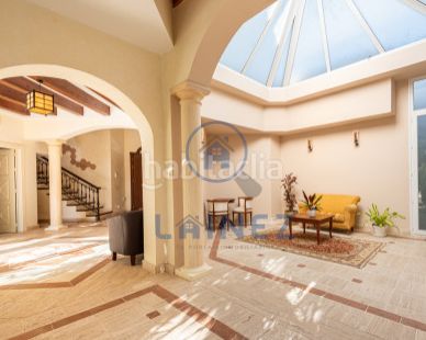 Foto 8e9cb9e9-eaad-472e-b2c7-ea65e6f97b51. Casa amb aparcament piscina a Puerto Banús Marbella