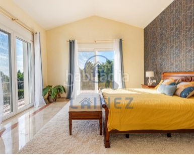 Foto efe57a2b-a9c6-4a32-a5f4-fee1c769a6ef. Casa amb aparcament piscina a Puerto Banús Marbella