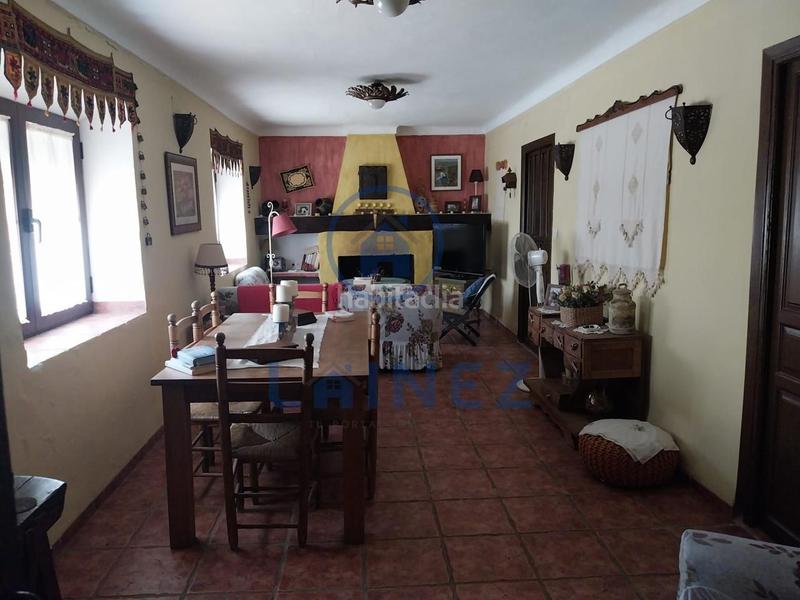 Foto 84cb9c09-2a3b-4ad3-b2e8-6a721d6c4ea4. Casa en Belmez