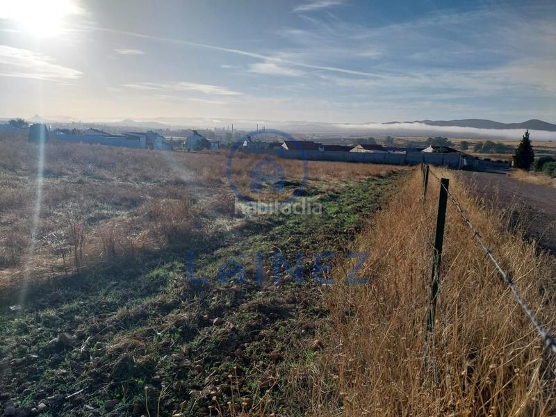 Foto 859c4cd4-b461-4b5a-8912-bbc18328126d. Terrain résidentiel dans Peñarroya - Pueblonuevo