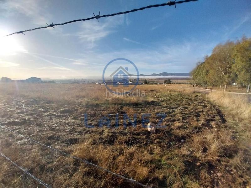 Foto f1827521-d259-49f4-9a94-f4b459820dd6. Terrain résidentiel dans Peñarroya - Pueblonuevo