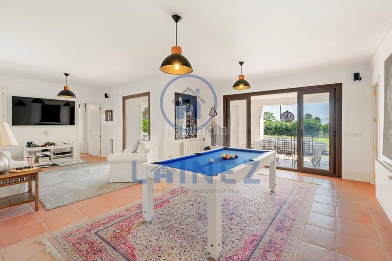 Foto 9a79307e-ba3f-4243-95f5-fe1f7e94a853. Casa amb calefacció piscina a Ricardo Soriano Marbella