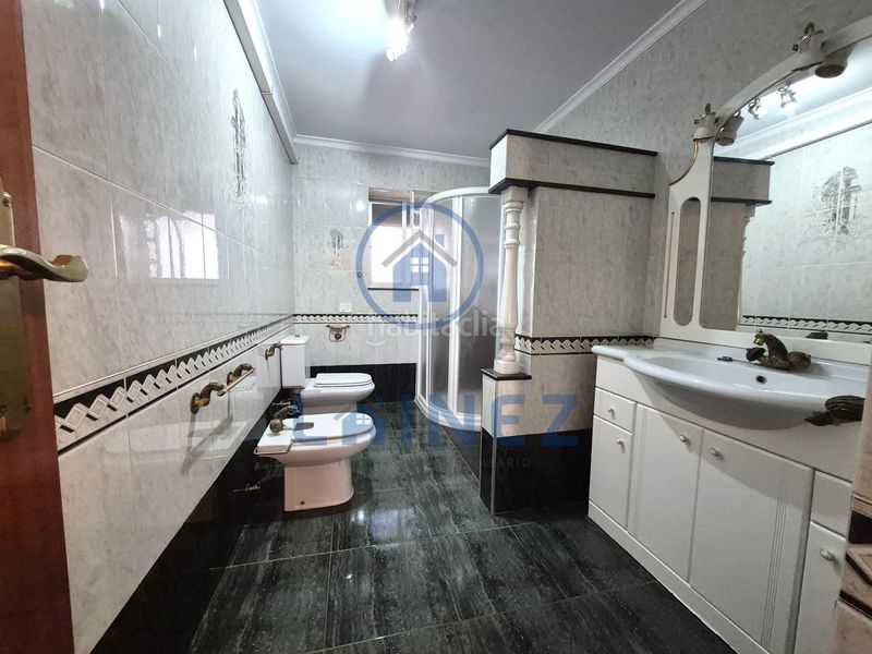 Foto 43c3000f-3843-4a59-baec-495d98a9e353. Edificio in Peñarroya - Pueblonuevo