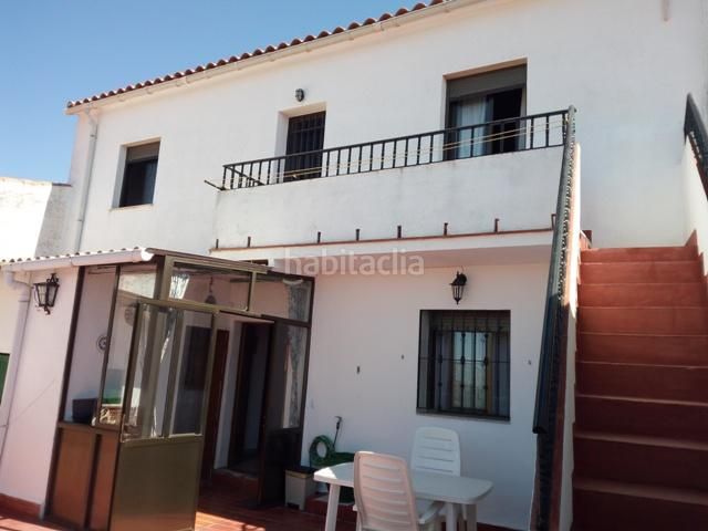 Foto ff0177ad-7945-4063-bb0d-025d9ba79875. Maison dans Espiel