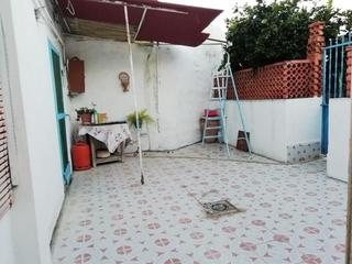 Maison à Fuente Obejuna. Gran casa (antiguo bar) con cochera y piso situado en la aldea d