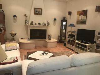 Casa a Peñarroya - Pueblonuevo. Excelente e inmejorable chalet de construcción nueva con una sup