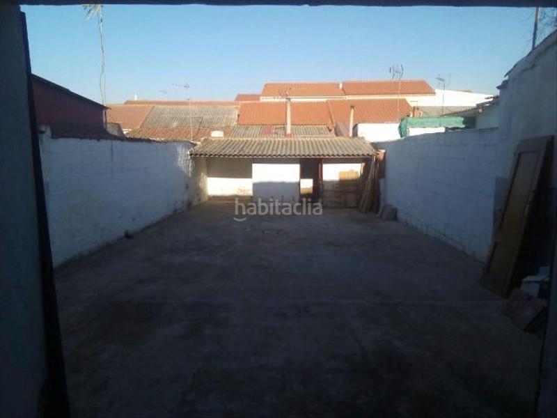 Foto c1186636-c760-493f-a1e8-5ff17b7c31fa. Aparcament cotxe a Peñarroya - Pueblonuevo