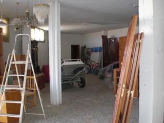 Local commercial à Peñarroya - Pueblonuevo. Excelente local diáfano con una superficie de 150 m2 totales sit