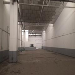 Nau industrial a El Higuerón. Nave industrial situada en el distrito de córdoba , con una supe