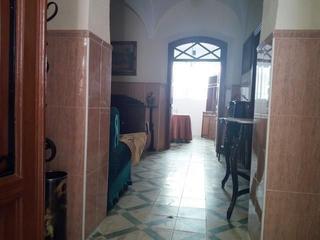 Casa a Peñarroya - Pueblonuevo. Gran casa en planta baja en el municipio de pya-pueblonuevo próx