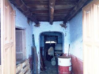 Maison à Fuente Obejuna. Típica casa de pueblo en plena morena. en la aldea de navalcuerv