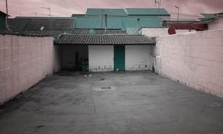 Aparcament cotxe a Peñarroya - Pueblonuevo. Gran cochera con una superficie de 208 m2 en el distrito de pueb