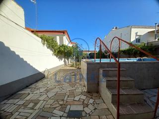 Casa a Puebla de Sancho Pérez. Excelente gran casa y piso independiente con gran solar urbano c