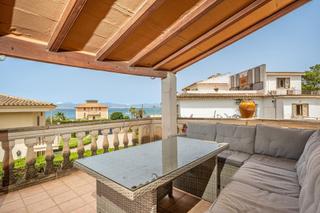 Chalet  Colom. Villa independiente con piscina y vistas al mar en son verí