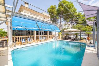 Xalet  Carrer parcel.les. Chalet unifamiliar con piscina y licencia vacacional en las mara