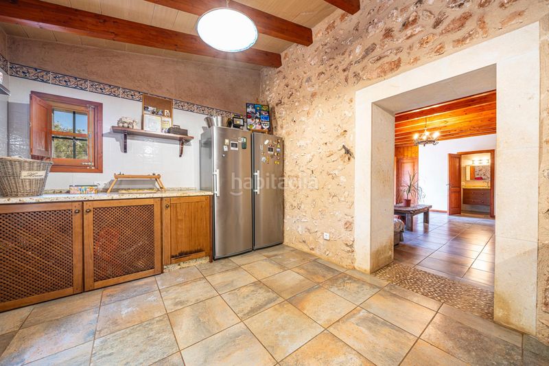 Foto 1be329a0-8fe1-44d6-bde7-33d69202b729. Casa aparellada amb calefacció aparcament piscina a Campos