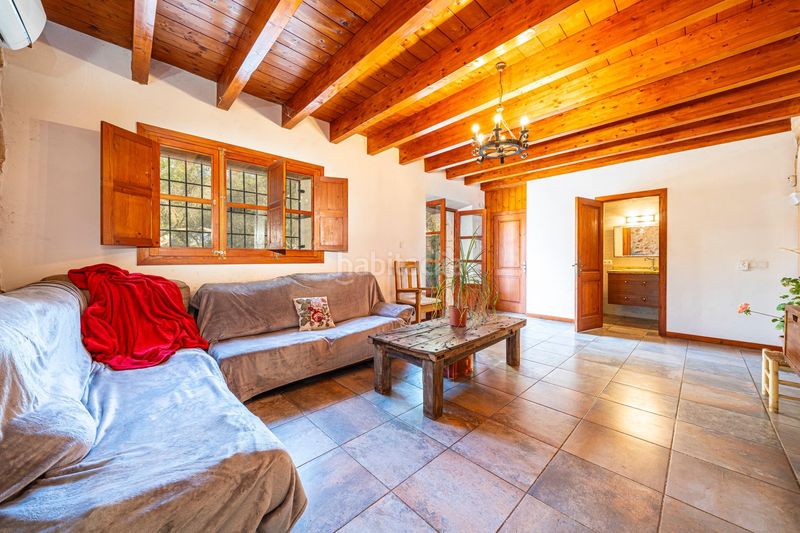 Foto f4616e13-9c93-4aac-b5e9-5f243f67eb81. Casa aparellada amb calefacció aparcament piscina a Campos