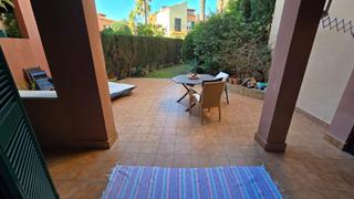 Location Rez-de-chaussée  Carrer ametler. Planta baja con parking  trastero y piscinas comunitarias en son