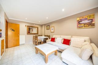 Ground floor  Carrer antoni gaudi. Planta baja con balcón alargado parking y trastero en son dameto