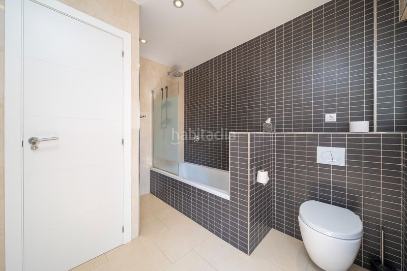 Foto 9e167da1-9149-400e-849a-2625630a5359. Pis amb aparcament a S´Arenal Llucmajor