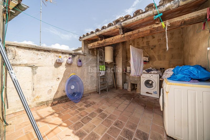 Foto a26bbce5-d5b5-49d1-8b75-74f28f8424c1. Casa amb aparcament a Pollença poble Pollença