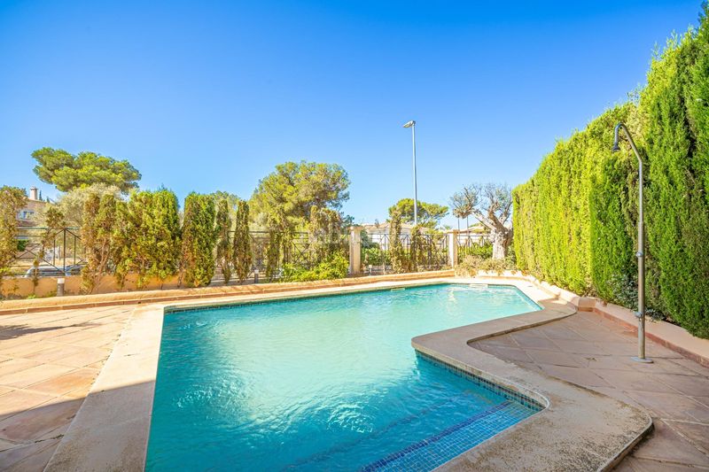 Foto e3413f0e-f74e-4de8-9212-c263ad925b37. Casa aparellada amb calefacció aparcament piscina a Llucmajor