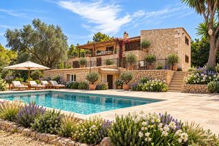 Xalet a Calvià Poble. Gran finca privada para crear una residencia única cerca de palm