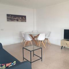 Rent Flat  Carrer de joan bauzà. Piso de alquiler temporal para empresas en zona nureduna