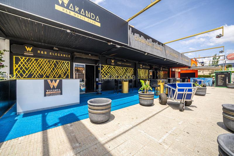 Foto 3e659c79-a4e9-4977-abb7-12978bf4dedc. Alquiler local comercial se traspasa discoteca en pleno funcionamiento en Magaluf en Calvià