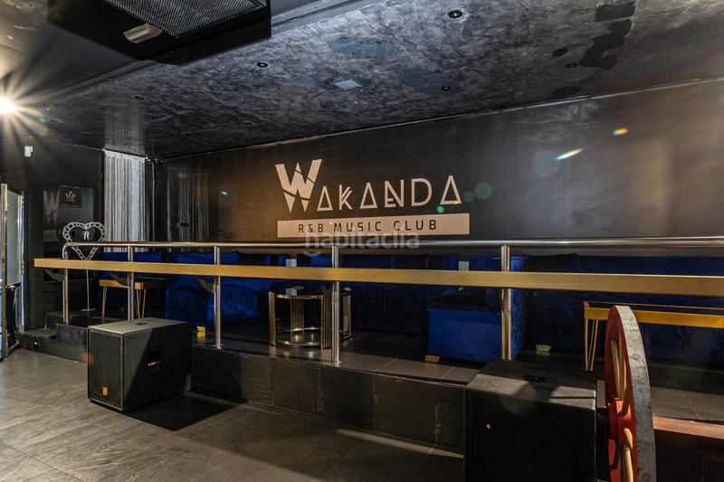Foto 760ddad0-a742-4343-8d8d-7b82f43d85ec. Alquiler local comercial se traspasa discoteca en pleno funcionamiento en Magaluf en Calvià