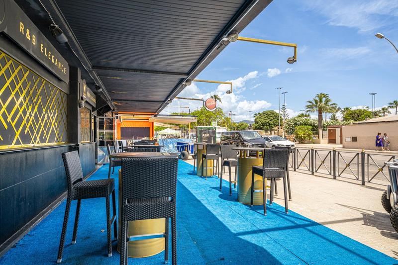 Foto 96adb5a7-01e5-4035-bd44-1fa6b6245155. Location local commercial dans Magaluf Calvià