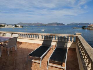 Rent Flat  Avenida avinguda del camp de mar. Alquiler  en primera línea de mar en barcarés, alcúdia!