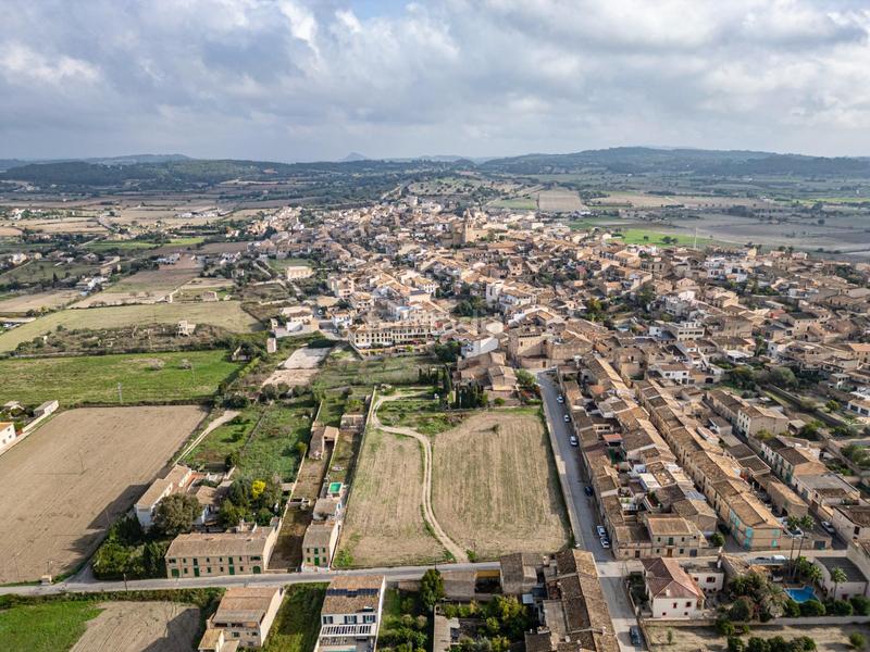 Foto d9462ee0-6cd0-403b-a40d-251125fe88b2. Wohngrundstück in Montuïri